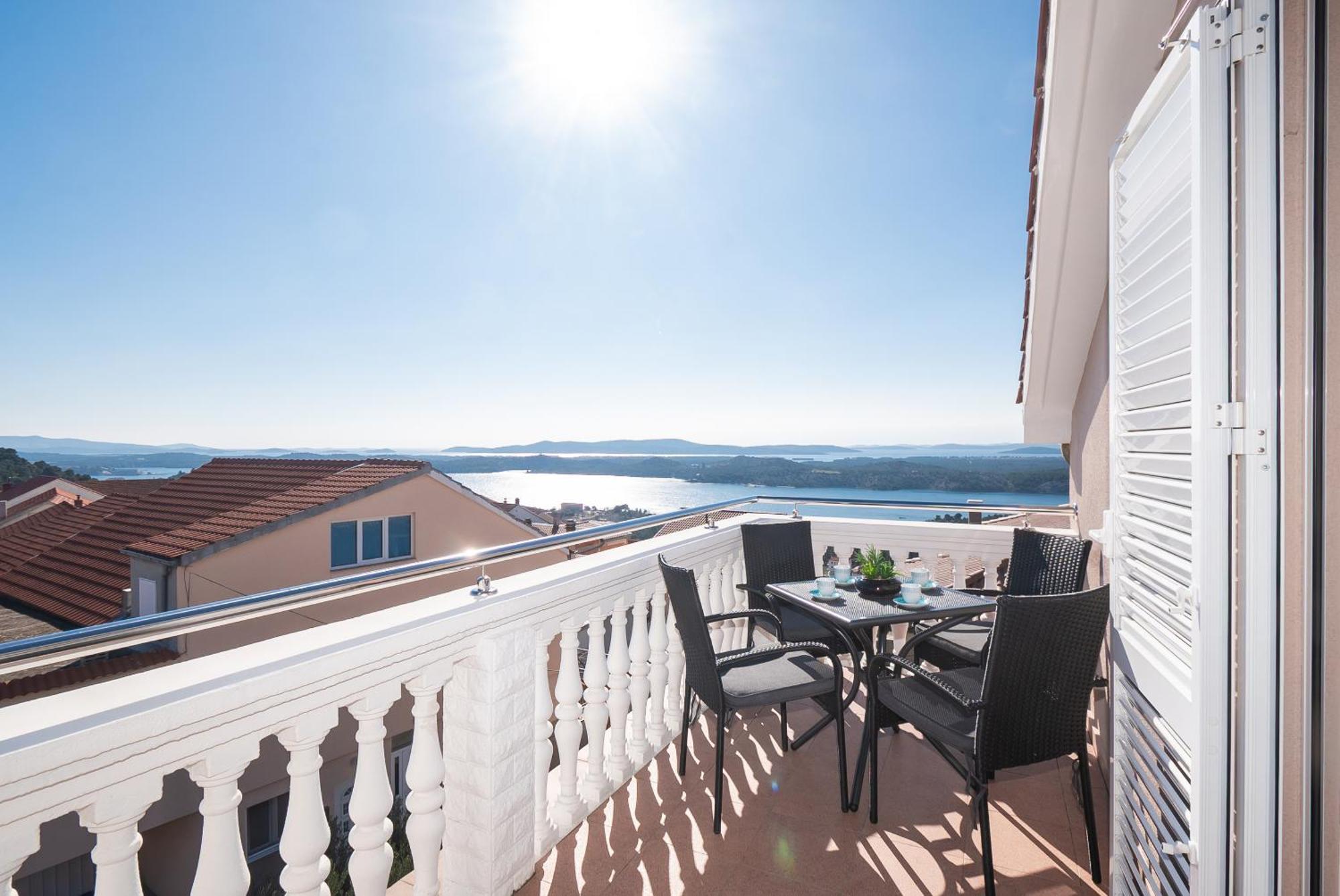 Apartment Exclusive View Шибеник Екстер'єр фото