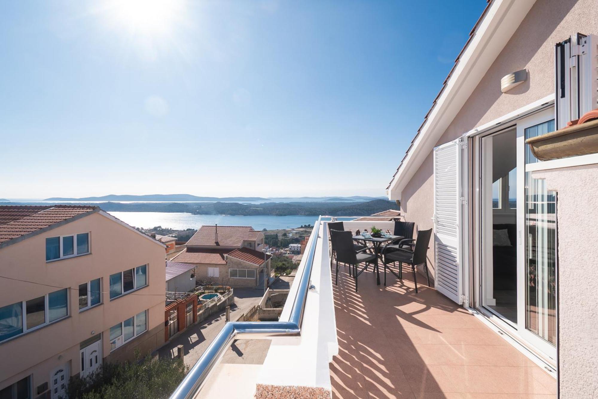 Apartment Exclusive View Шибеник Екстер'єр фото